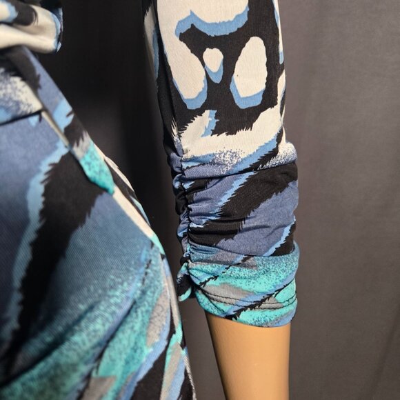 Y2K Blue Animal Print Belted Top Size M Mcbling Indie Sleaze Trashy 2000s - Picture 5 of 9